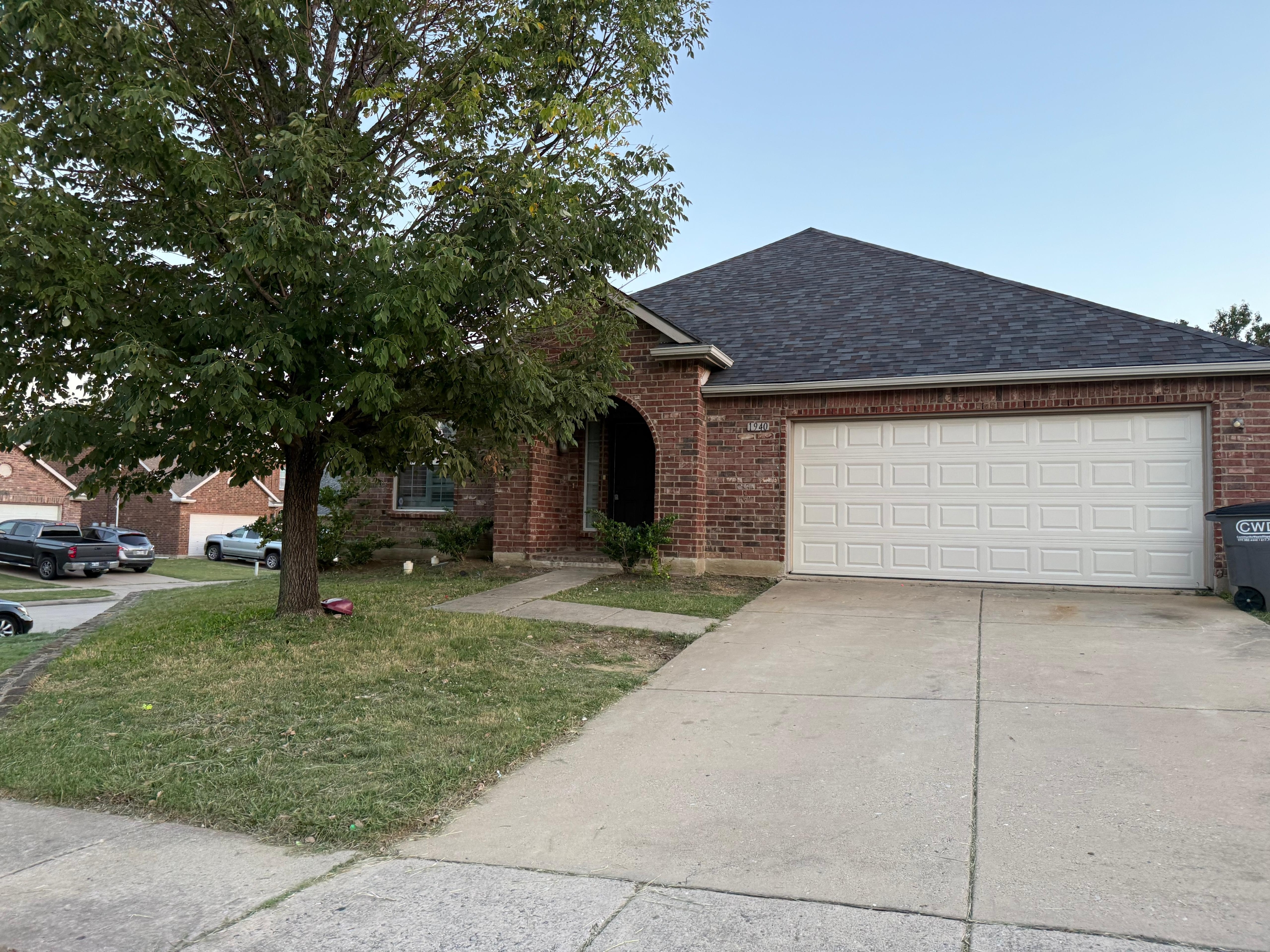 1940 Cliffrose Drive